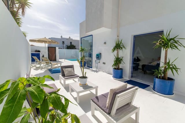 3 Zimmer Villa zu verkaufen in Playa Blanca, Yaiza mit Pool - 497.000 € (Ref: 8681633)