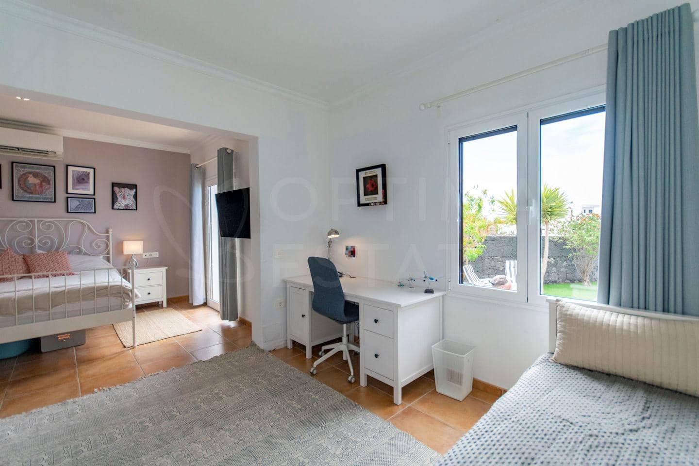 4 soveværelse Villa til salg i Las Brenas med swimmingpool - € 765.000 (Ref: 8881103)