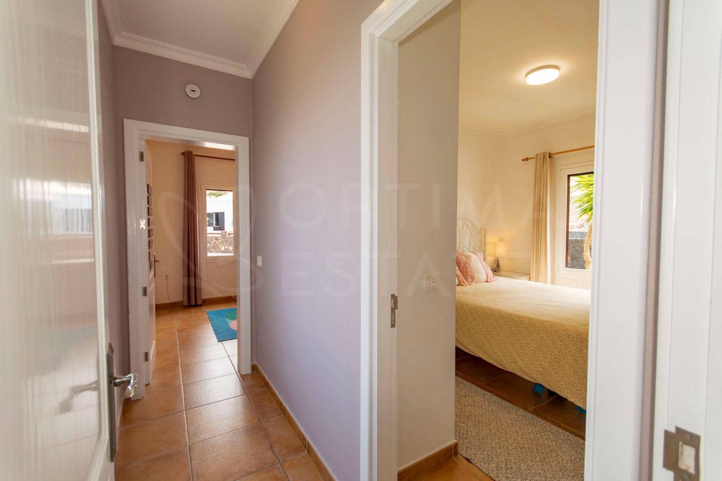 4 soveværelse Villa til salg i Las Brenas med swimmingpool - € 765.000 (Ref: 8881103)