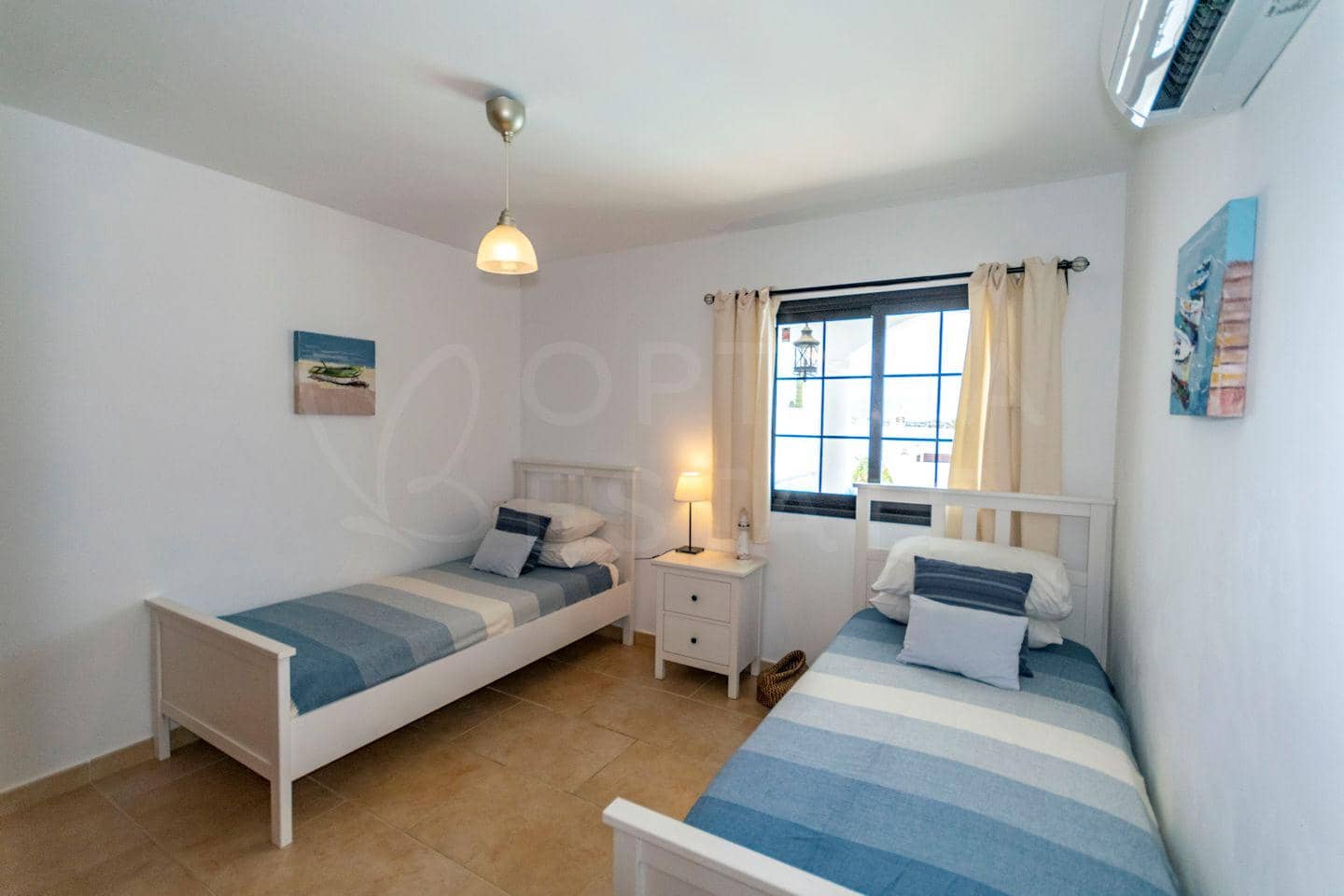 4 soveværelse Villa til salg i Playa Blanca med swimmingpool - € 689.000 (Ref: 9128902)