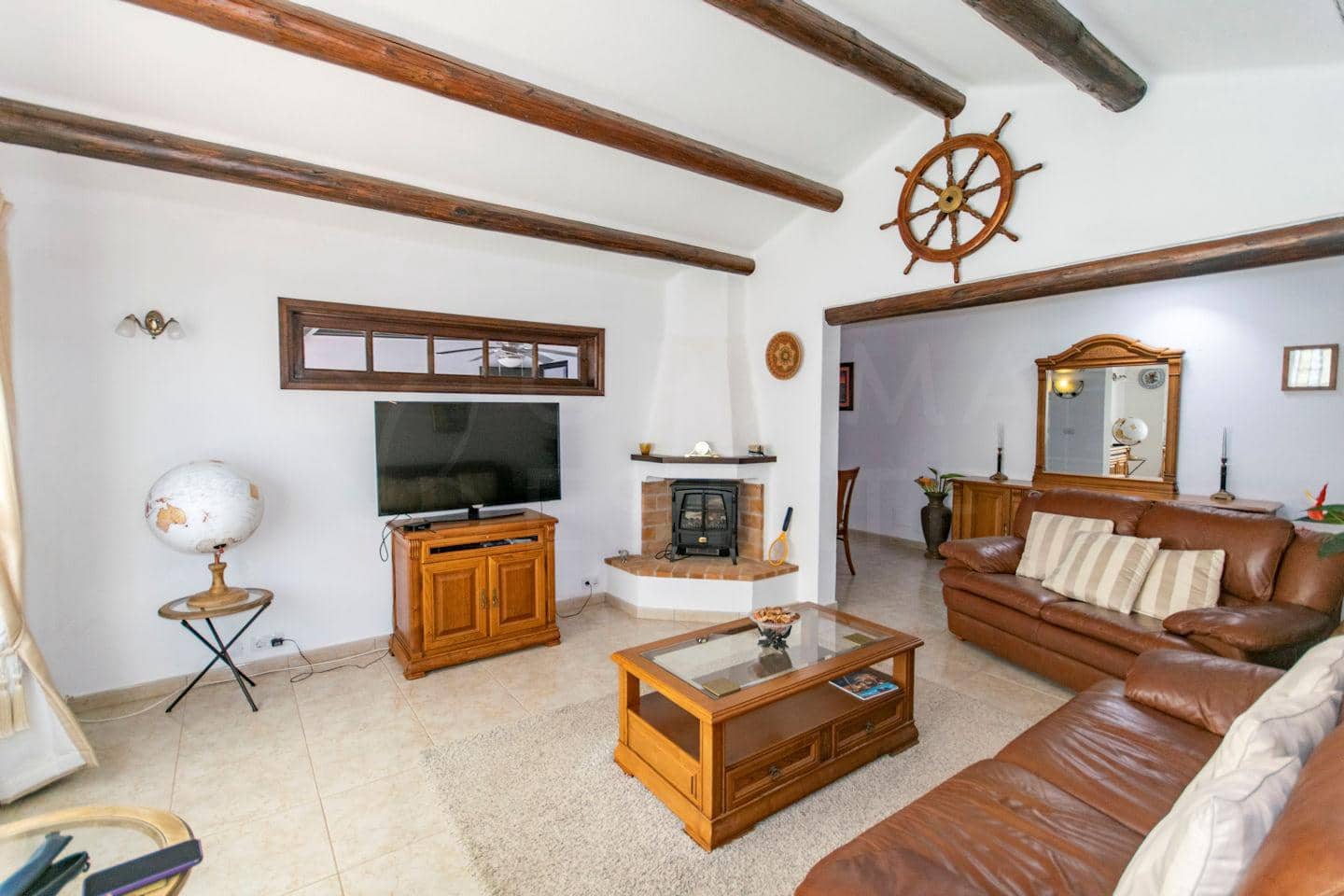 Chalet de 3 habitaciones en Playa Blanca en venta con piscina garaje - 750.000 € (Ref: 9436337)