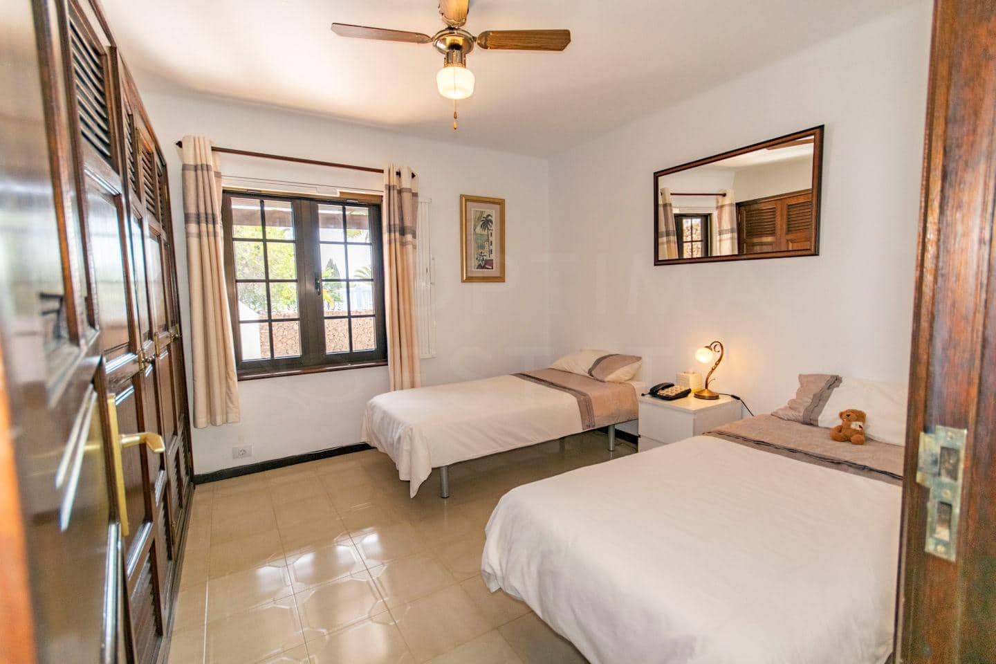 Chalet de 3 habitaciones en Playa Blanca en venta con piscina garaje - 750.000 € (Ref: 9436337)