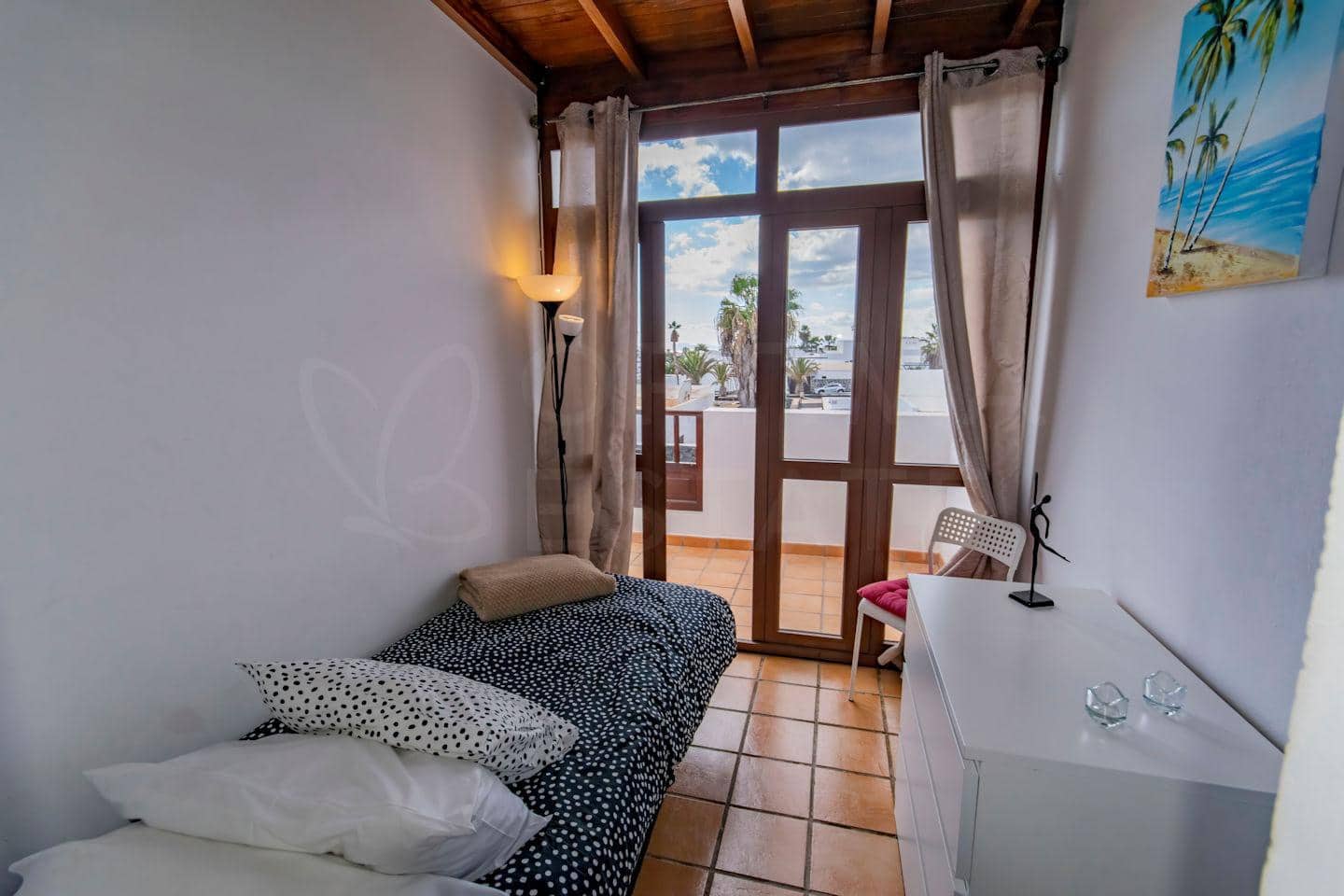 2 bedroom Villa for sale in Playa Blanca with pool garage - € 395,000 (Ref: 9528648)