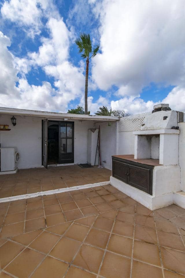 4 makuuhuone Huvila myytävänä paikassa Tias - 523 000 € (Ref: 9624087)