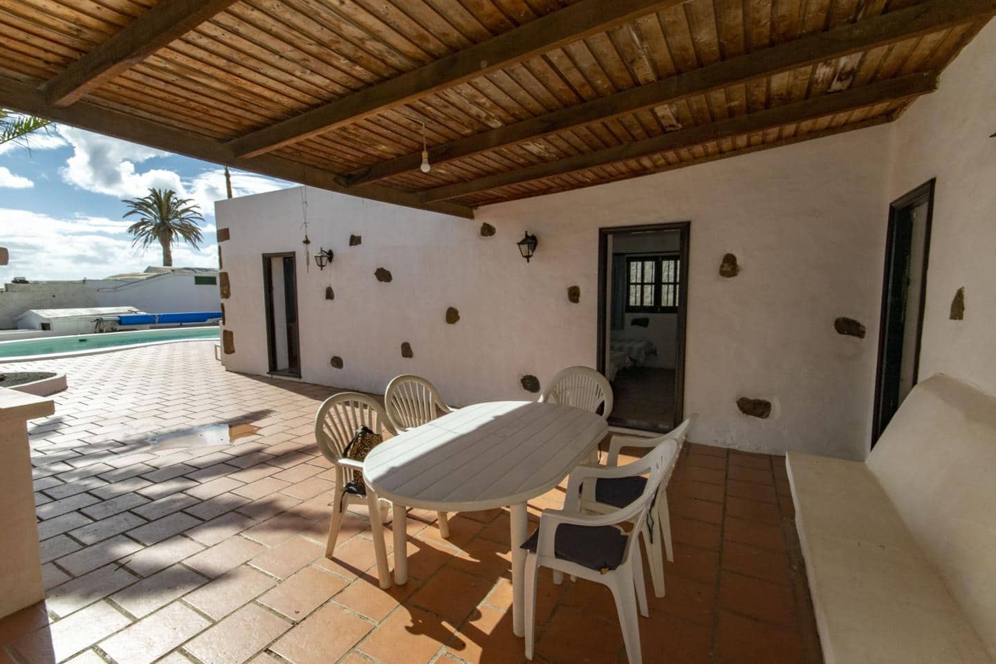 4 makuuhuone Huvila myytävänä paikassa Tias - 523 000 € (Ref: 9624087)