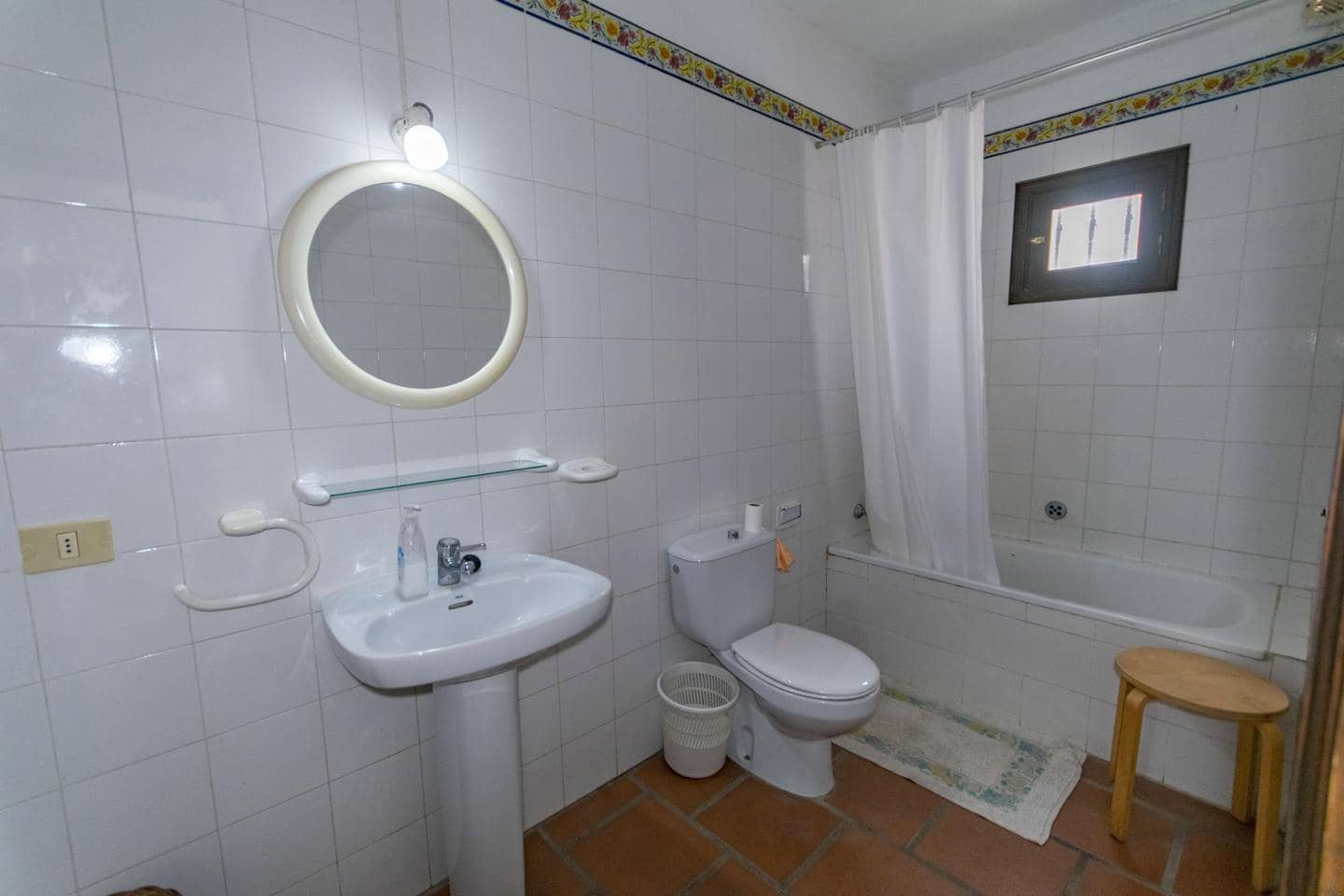 4 makuuhuone Huvila myytävänä paikassa Tias - 523 000 € (Ref: 9624087)