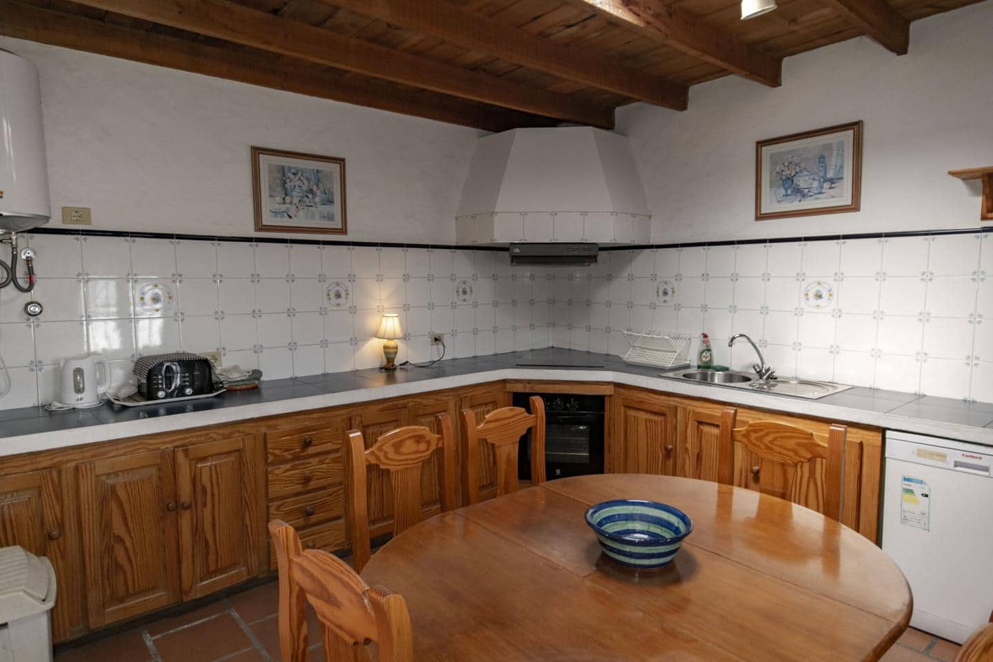 4 makuuhuone Huvila myytävänä paikassa Tias - 523 000 € (Ref: 9624087)