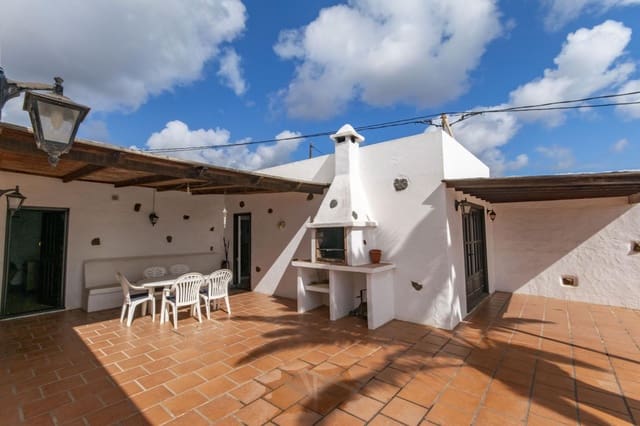 4 makuuhuone Huvila myytävänä paikassa Tías - 523 000 € (Ref: 9624087)