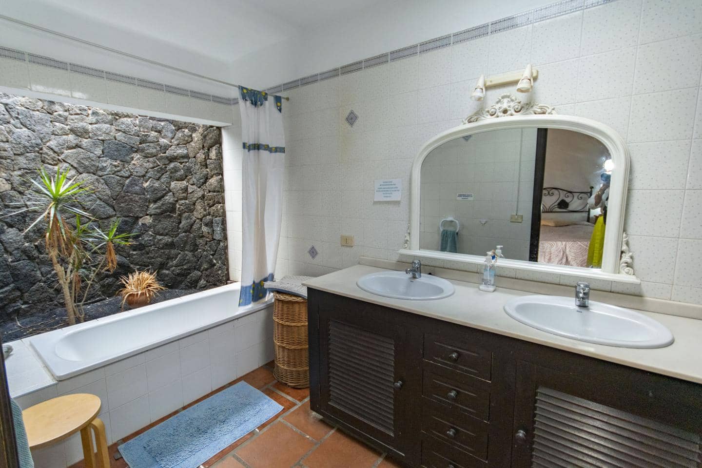 4 makuuhuone Huvila myytävänä paikassa Tias - 523 000 € (Ref: 9624087)