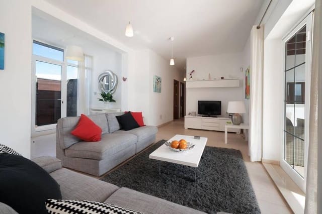 3 chambre Villa/Maison à vendre à Playa Blanca, Yaiza avec piscine - 493 000 € (Ref: 9700176)