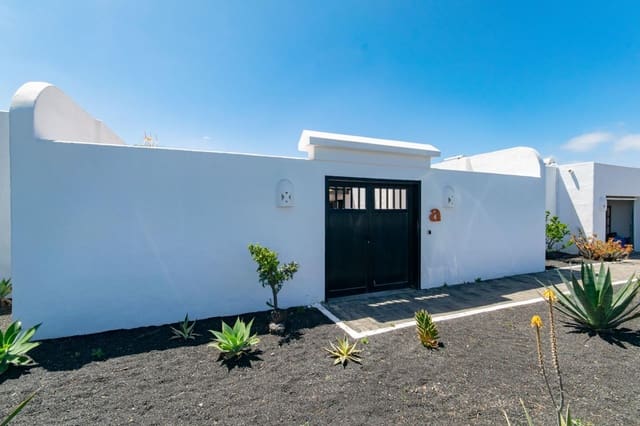 3 camera da letto Villa in vendita in Yaiza con piscina - 448.000 € (Rif: 9809843)