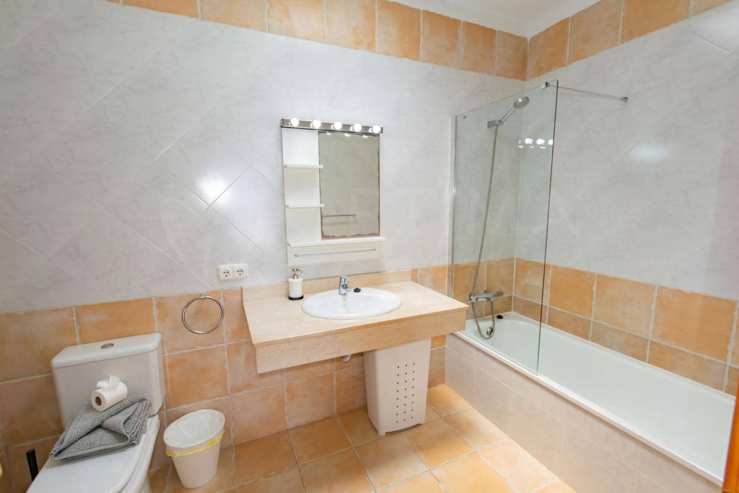 3 Zimmer Villa zu verkaufen in Playa Blanca mit Pool Garage - 449.000 € (Ref: 9844576)