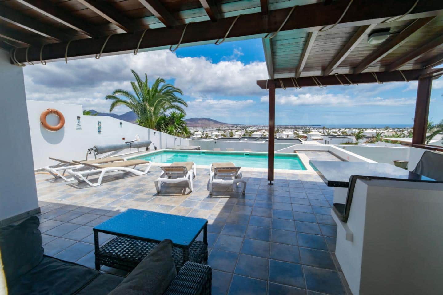 3 Zimmer Villa zu verkaufen in Playa Blanca mit Pool Garage - 449.000 € (Ref: 9844576)