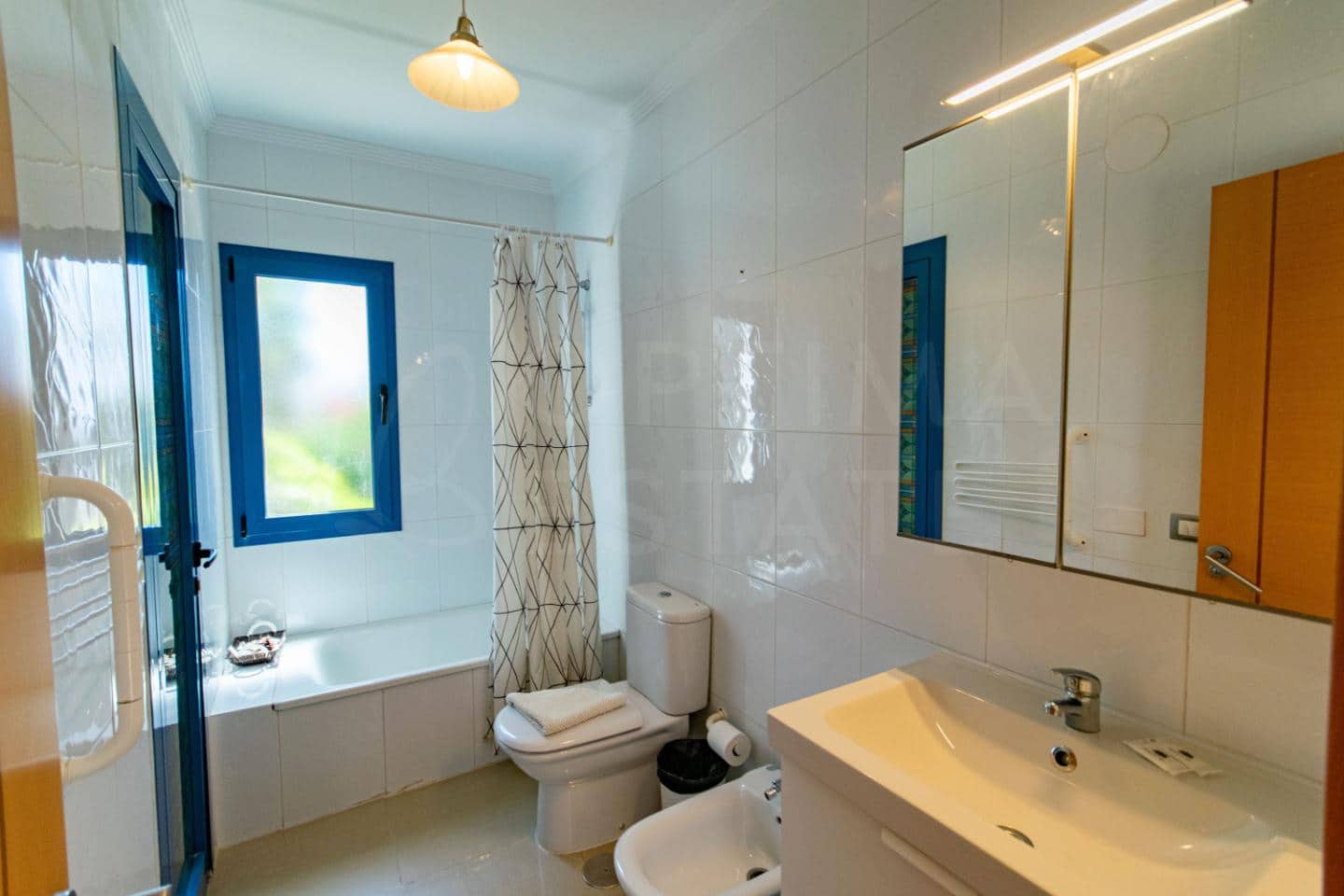 Chalet de 3 habitaciones en Playa Blanca en venta con piscina - 374.000 € (Ref: 9902141)