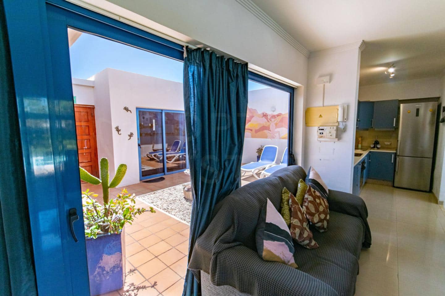 Chalet de 3 habitaciones en Playa Blanca en venta con piscina - 374.000 € (Ref: 9902141)