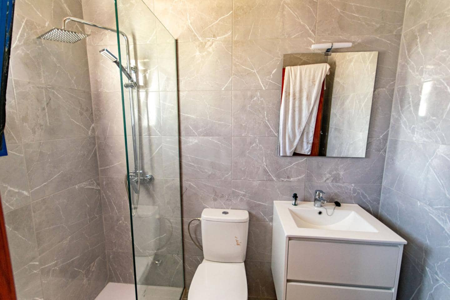 Chalet de 3 habitaciones en Playa Blanca en venta con piscina - 374.000 € (Ref: 9902141)