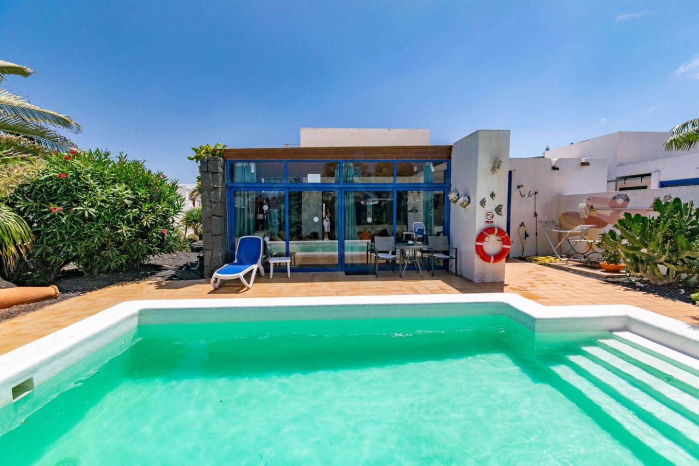 Chalet de 3 habitaciones en Playa Blanca en venta con piscina - 374.000 € (Ref: 9902141)