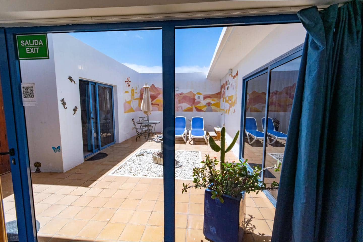 Chalet de 3 habitaciones en Playa Blanca en venta con piscina - 374.000 € (Ref: 9902141)