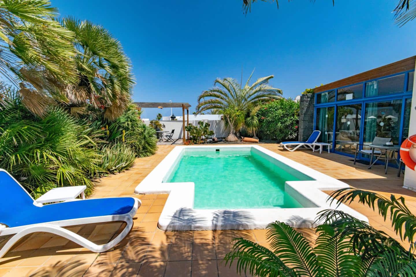 Chalet de 3 habitaciones en Playa Blanca en venta con piscina - 374.000 € (Ref: 9902141)