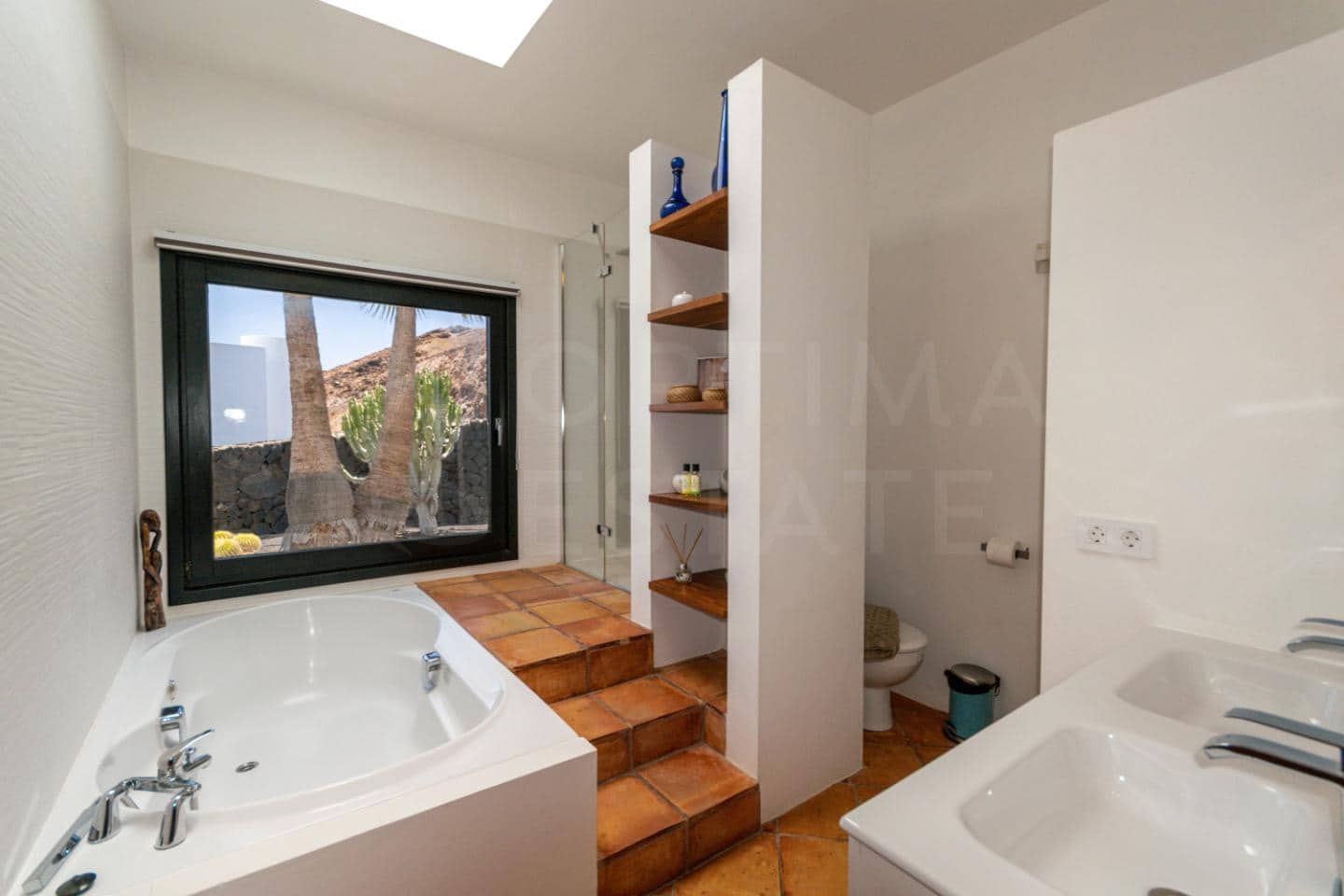 Chalet de 4 habitaciones en Playa Blanca en venta con piscina - 1.680.000 € (Ref: 9993649)