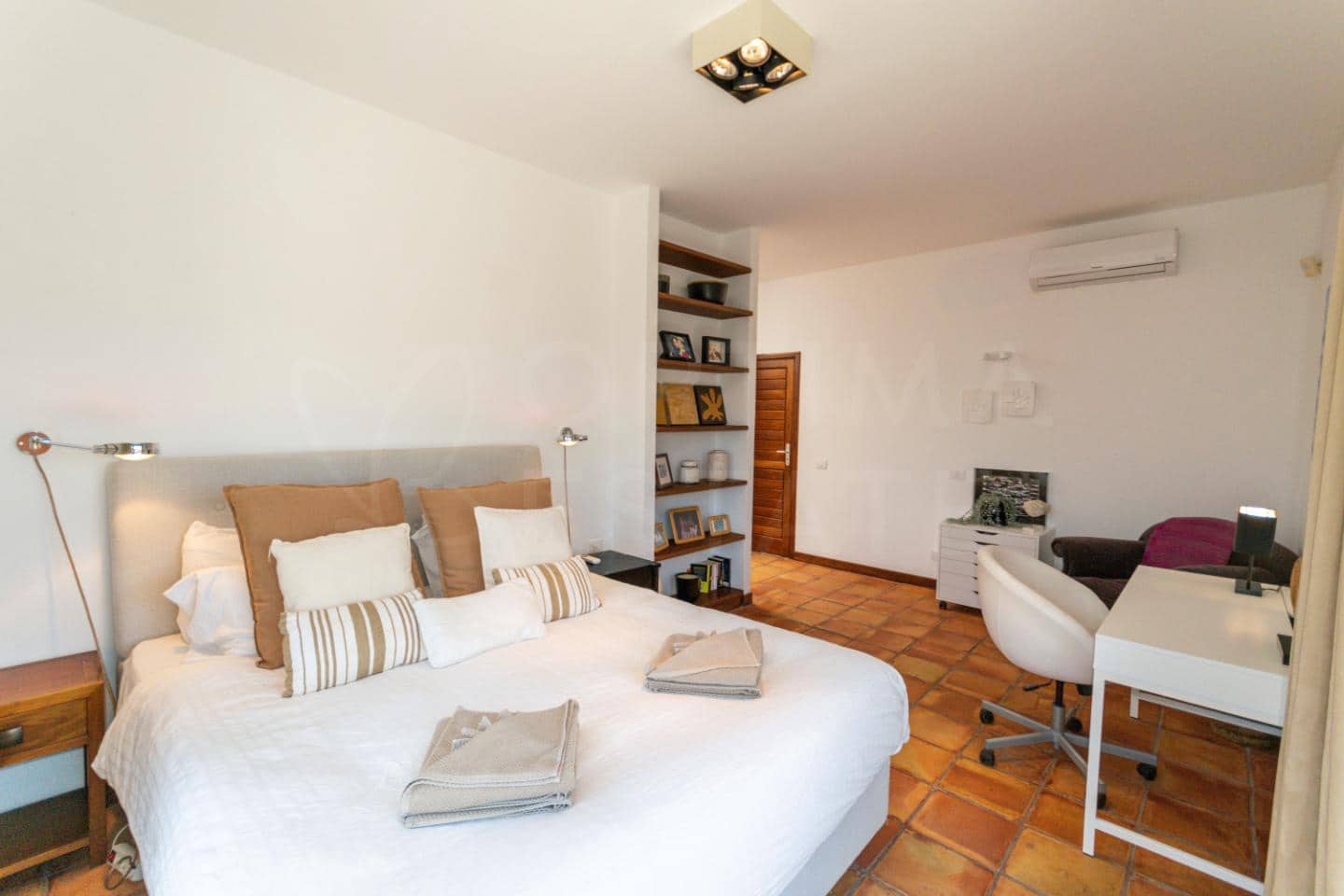 Chalet de 4 habitaciones en Playa Blanca en venta con piscina - 1.680.000 € (Ref: 9993649)