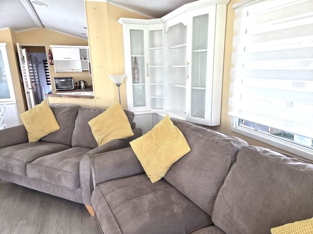 2 bedroom Mobile Home for sale in Mollina with pool garage - € 74,872 (Ref: 10021507)