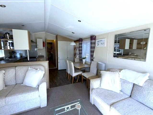 2 slaapkamer Stacaravan te koop in Cabopino, Marbella met zwembad - € 79.141 (Ref: 10081738)