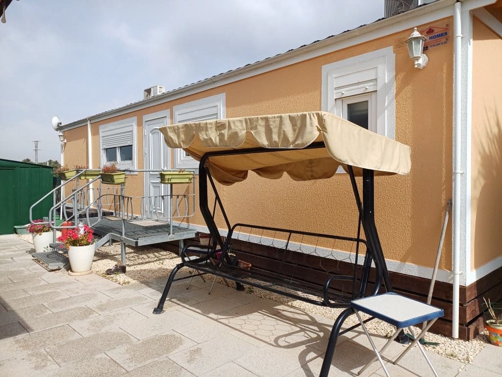 2 soverom Husvogn til salgs i Guardamar del Segura med svømmebasseng garasje - € 97 291 (Ref: 9084450)