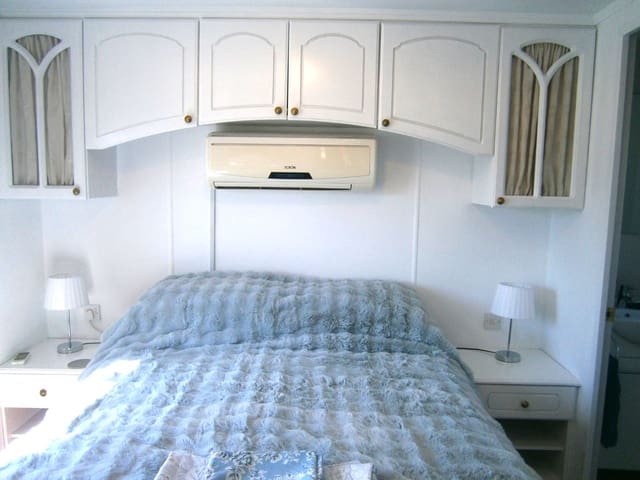 2 bedroom Mobile Home for sale in Mollina - € 70,282 (Ref: 9210442)