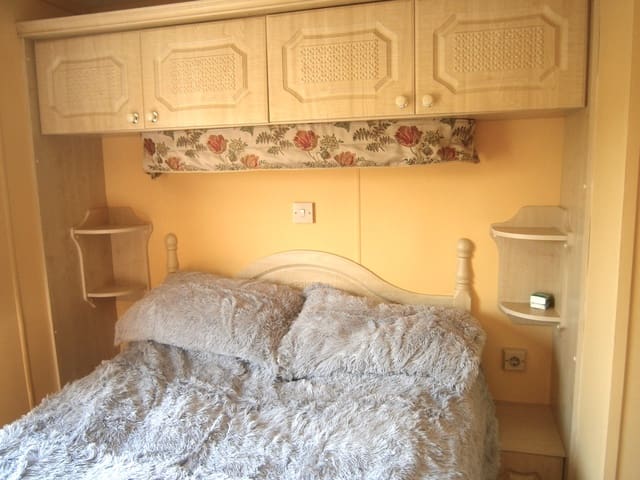 2 bedroom Mobile Home for sale in Mollina with pool garage - € 54,412 (Ref: 9258087)