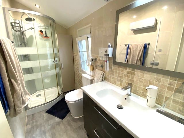 1 slaapkamer Stacaravan te koop in Cabopino met zwembad garage - € 75.000 (Ref: 9343914)