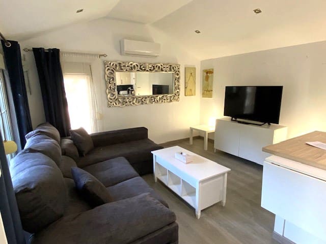 1 sypialnia Domek mobilny na sprzedaż w Cabopino, Marbella z basenem garażem - 75 000 € (Ref: 9343914)