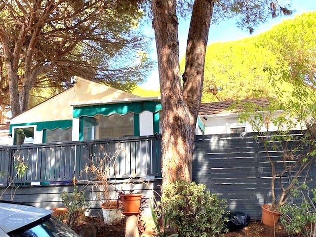 1 slaapkamer Stacaravan te koop in Cabopino met zwembad garage - € 75.000 (Ref: 9343914)