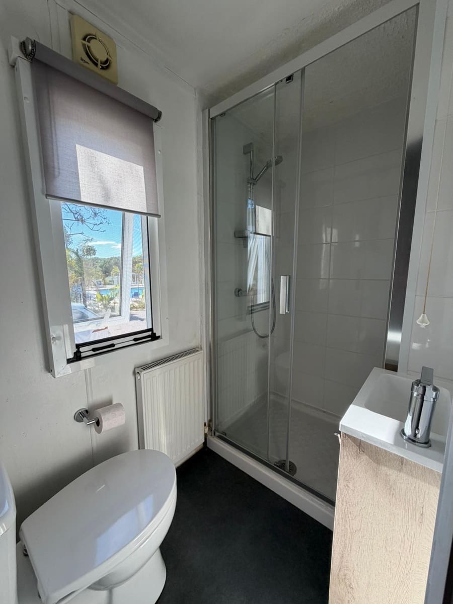 2 slaapkamer Stacaravan te koop in Cabopino met zwembad - € 78.000 (Ref: 9516458)