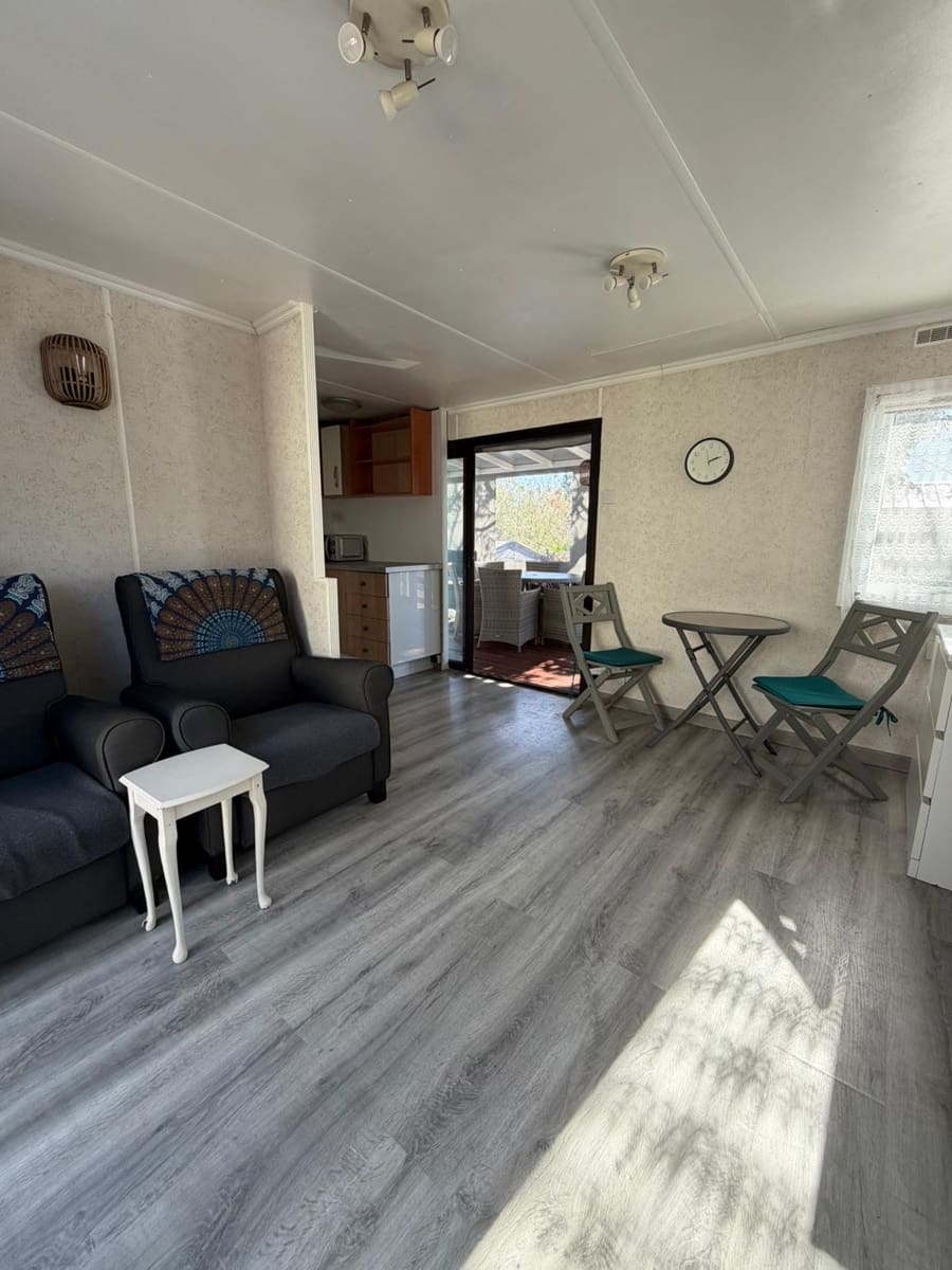 2 slaapkamer Stacaravan te koop in Cabopino met zwembad - € 78.000 (Ref: 9516458)