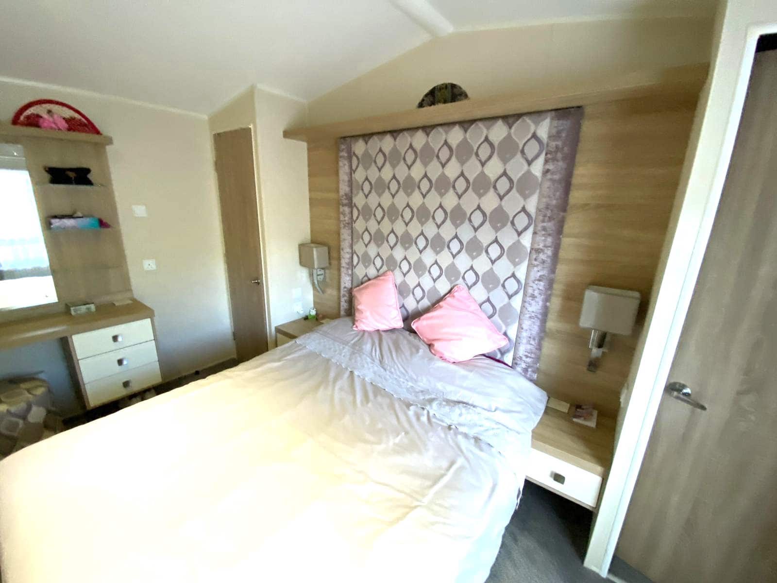 2 slaapkamer Stacaravan te koop in Cabopino met zwembad - € 85.053 (Ref: 9584523)