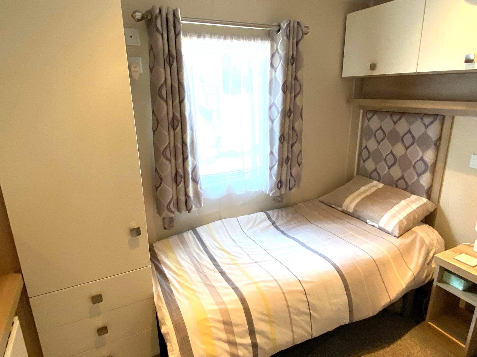 2 slaapkamer Stacaravan te koop in Cabopino met zwembad - € 85.053 (Ref: 9584523)