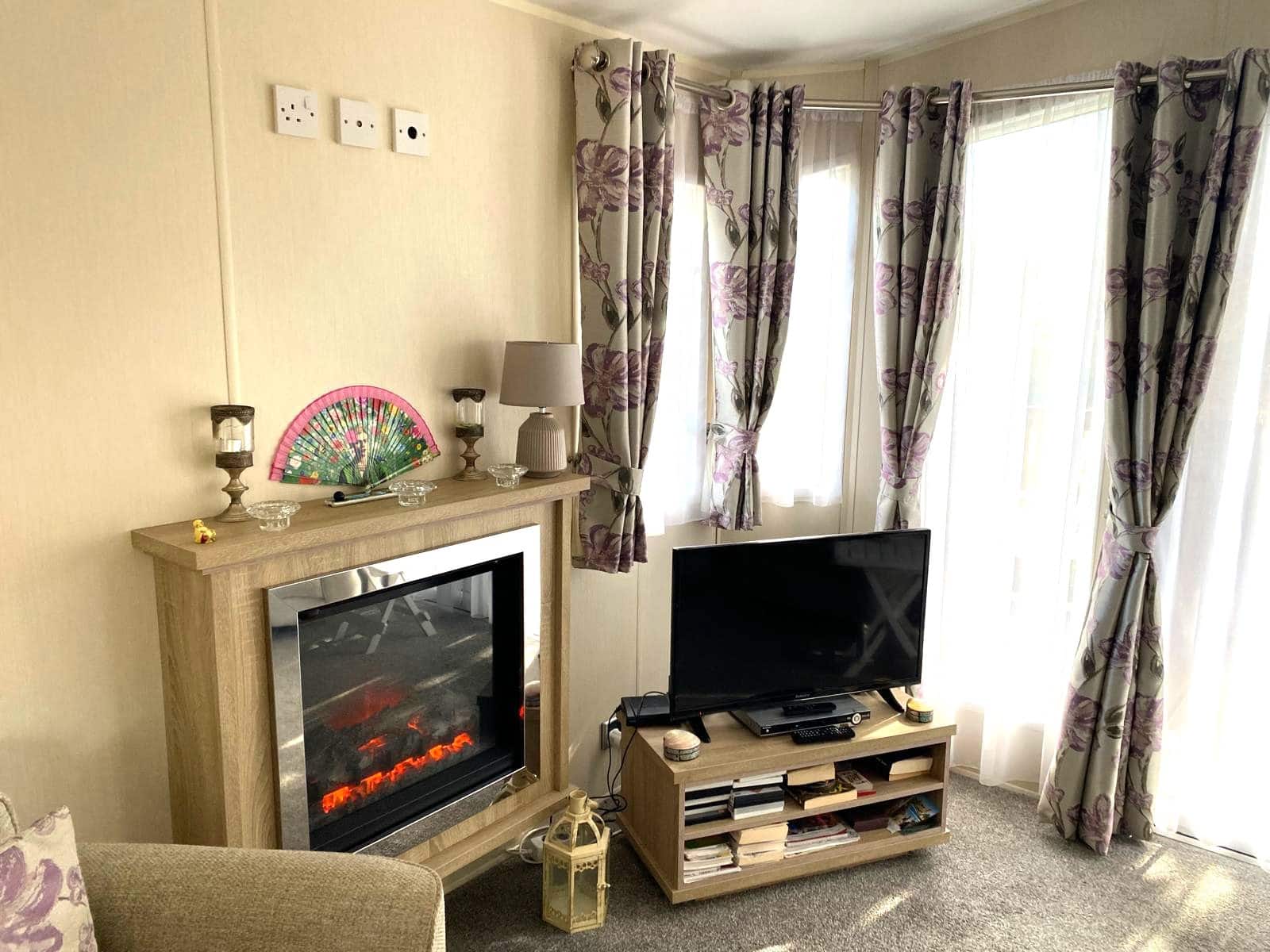 2 slaapkamer Stacaravan te koop in Cabopino met zwembad - € 85.053 (Ref: 9584523)