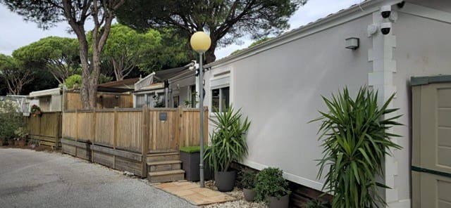 1 chambre Mobil-Home à vendre à Cabopino, Marbella avec piscine garage - 85 747 € (Ref: 9623230)