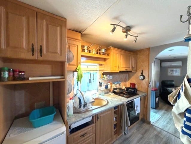 1 chambre Mobil-Home à vendre à Cabopino, Marbella avec piscine garage - 74 711 € (Ref: 9654122)