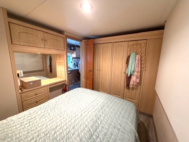 1 chambre Mobil-Home à vendre à Cabopino, Marbella avec piscine garage - 74 711 € (Ref: 9654122)