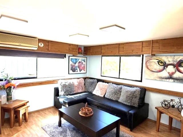 2 bedroom Mobile Home for sale in Cabopino with pool - € 85,000 (Ref: 9685145)