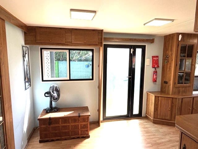 2 bedroom Mobile Home for sale in Cabopino with pool - € 85,000 (Ref: 9685145)