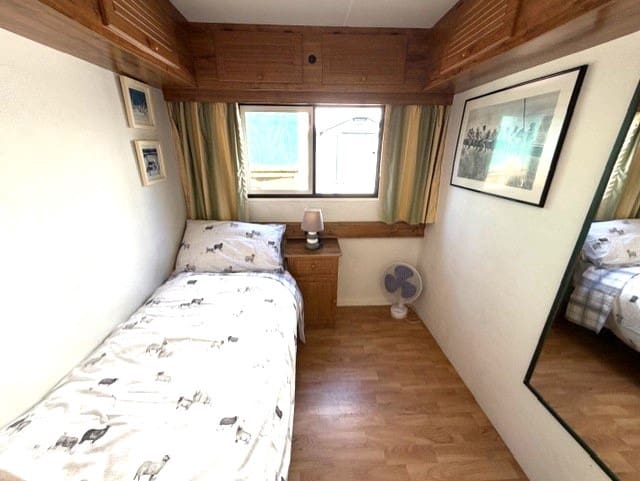 2 bedroom Mobile Home for sale in Cabopino with pool - € 85,000 (Ref: 9685145)