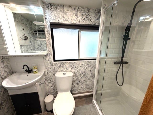 2 bedroom Mobile Home for sale in Cabopino with pool - € 85,000 (Ref: 9685145)