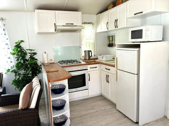 3 bedroom Mobile Home for sale in Cabopino with pool garage - € 75,092 (Ref: 9827628)