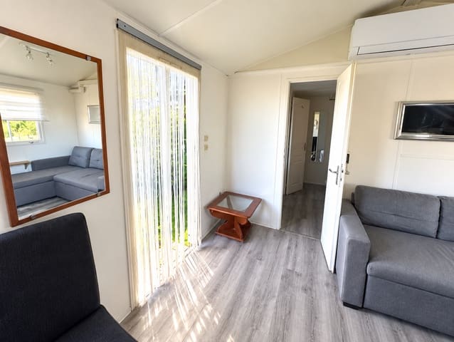 2 makuuhuone Asuntovaunu myytävänä paikassa Cabopino, Marbella mukana uima-altaan 
autotalli - 65 139 € (Ref: 9850299)