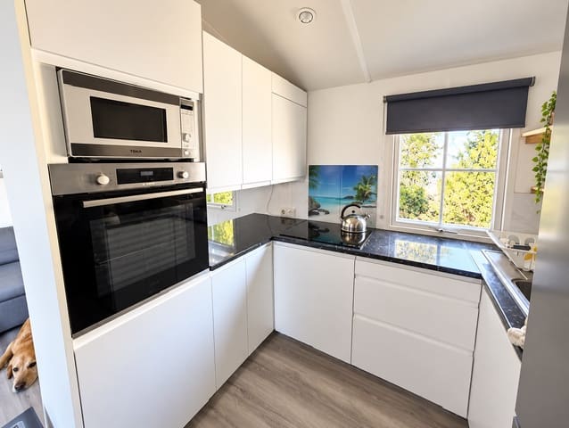 2 makuuhuone Asuntovaunu myytävänä paikassa Cabopino, Marbella mukana uima-altaan 
autotalli - 65 139 € (Ref: 9850299)