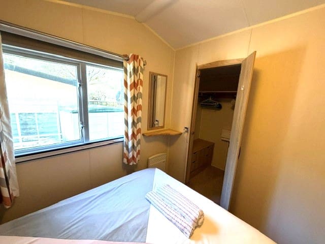 2 bedroom Mobile Home for sale in Cabopino, Marbella with pool garage - € 83,229 (Ref: 9854343)