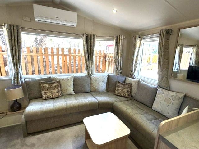 2 bedroom Mobile Home for sale in Cabopino with pool garage - € 83,229 (Ref: 9854343)